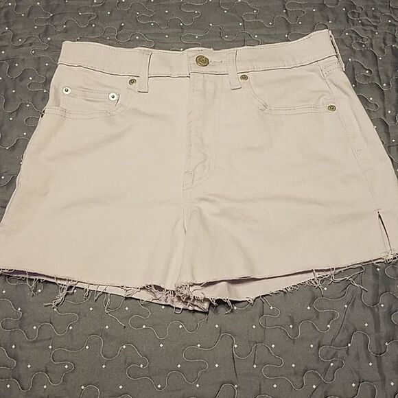 Gap 3" light purple denium shorts size 26 - Picture 1 of 3
